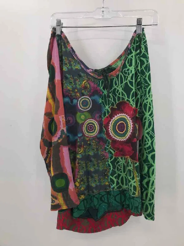 Pre-Owned Desigual Green Size Medium Blouse Modern Work Blouse