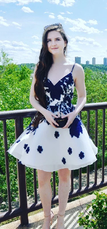 short homecoming dresses, spaghetti straps short white homecoming dresses with navy blue lace appliques, party dresses cg4302 A-Line Day Work