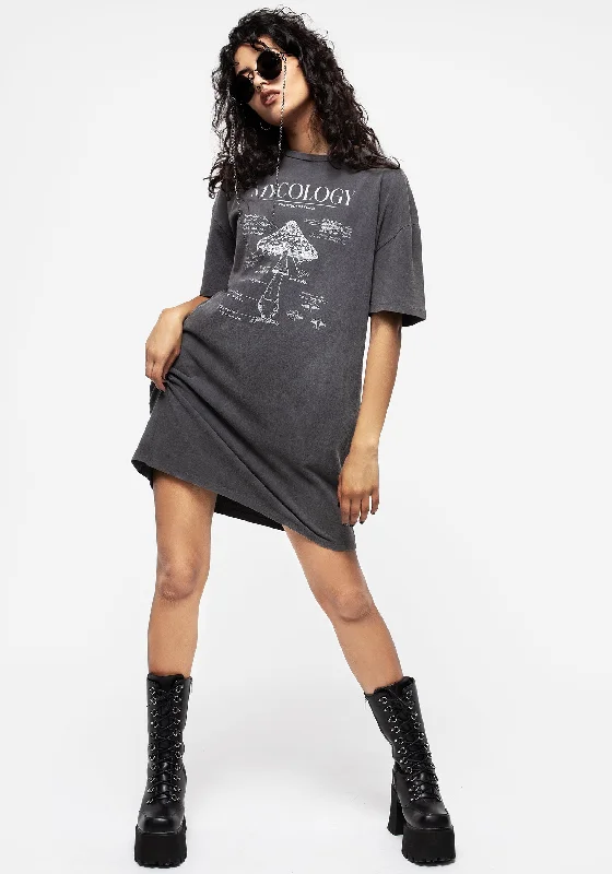 Mycology Graphic Print Tee Dress Tunics Sophisticated sleek