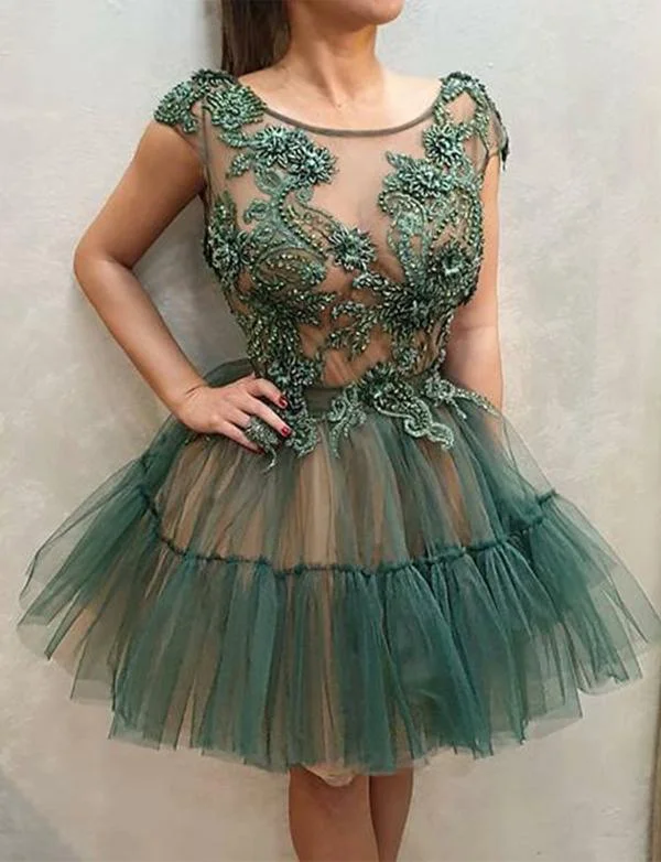 Green Short Homecoming Dresses Round Neck Appliques Party Dresses cg508 Tunics Short Trendy