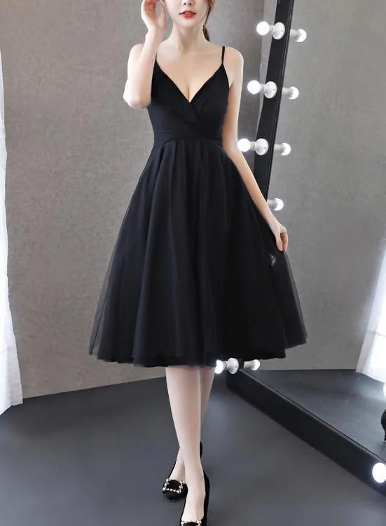 V-neckline Party Dresses, Black Party Dress, Knee Length Black homecoming Dress cg3265 Glittery Long Formal