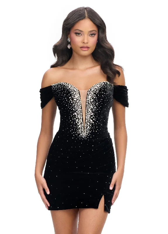 Ashley Lauren 4711 Velvet Cocktail Dress Off Shoulder Crystal Plunging Neckline Floral Print girly