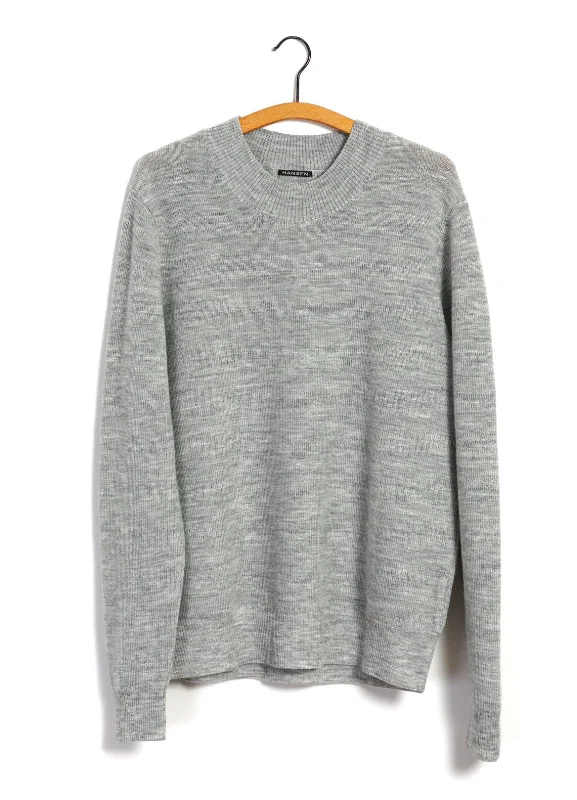 ANDRE | Knitted Crew Neck Sweater | Winter Grey Seamless Knitted Crochet