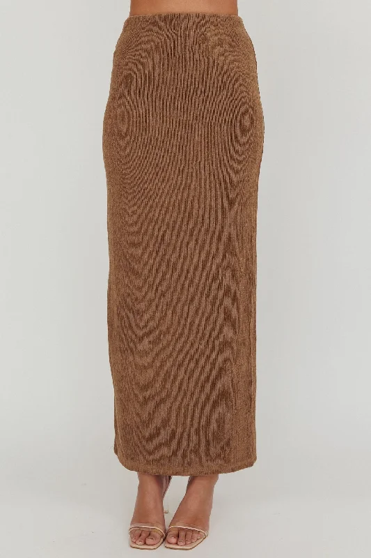 Calculated Ribbed Knit Maxi Skirt Brown